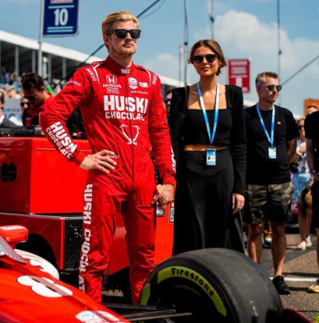 Marcus Ericsson is dating his girlfriend, Iris Tritsaris Jondahl.